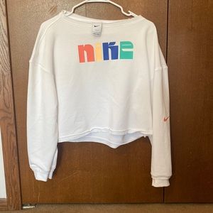 Womens Cropped nike sweatshirt